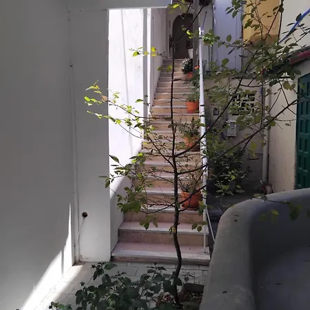 Apartament Eleni's Mesongí